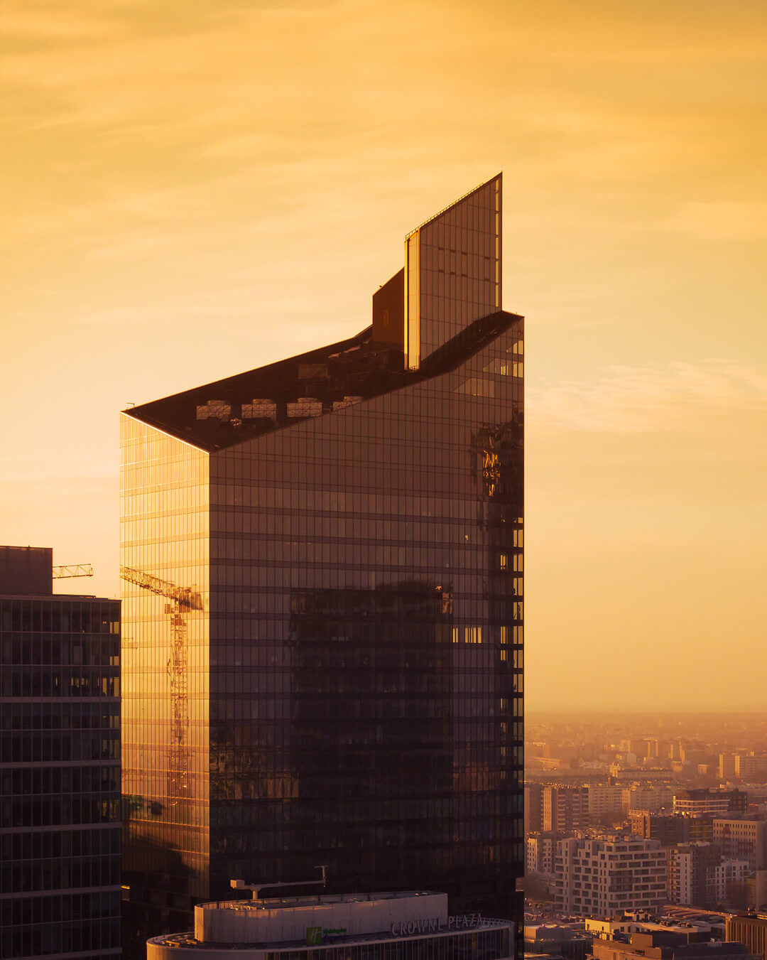 Karimpol_Section-image_1080x1350_Home_01